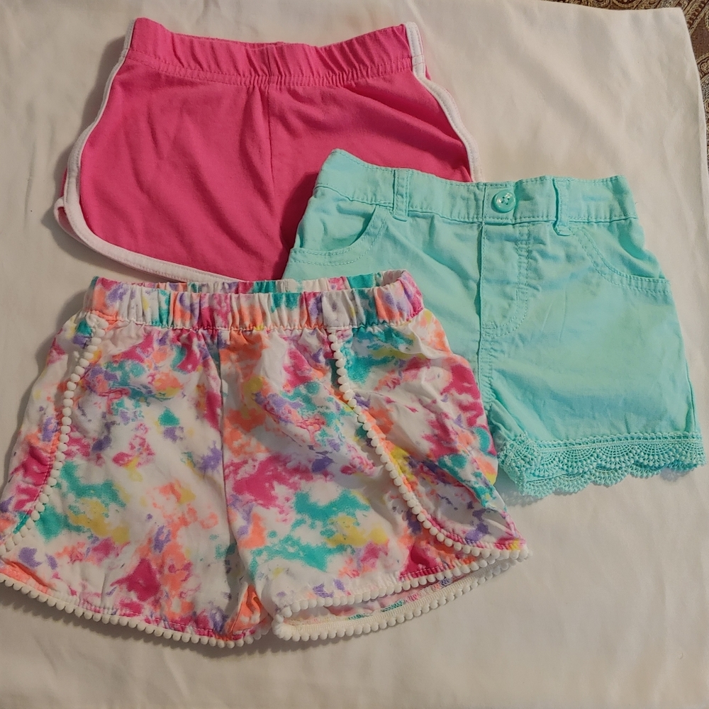 Girls shorts 3T (bundle of 3)